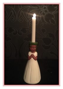 Läs mer om artikeln Önskar er en fin Lucia!