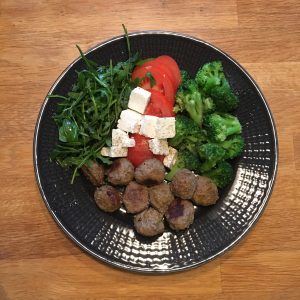 Läs mer om artikeln Köttbullar (paleo/lchf)